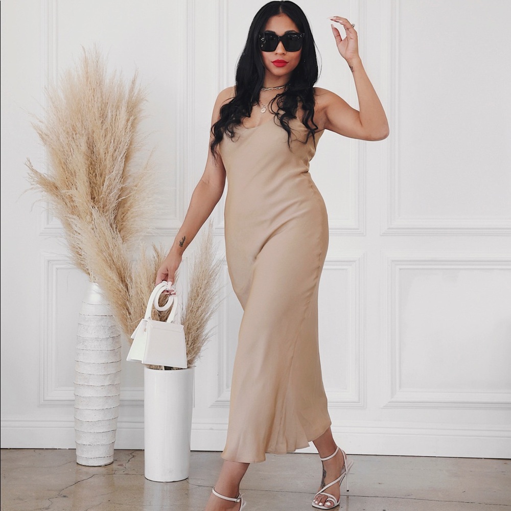Line & Dot Scoop Neck Slip Dress
